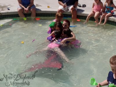 Mermaid Group Hugs! Mermaids for Events and Parties - Mermaid Birthday Party Ideas